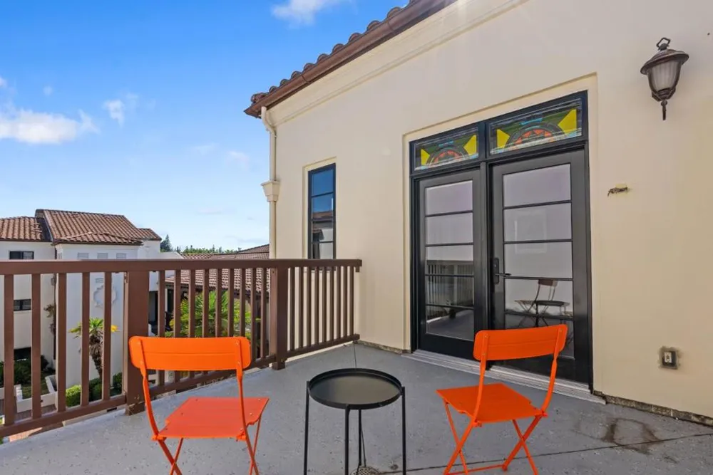 244 View Street Mountain View, CA 94041
