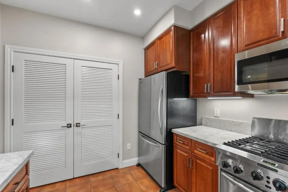 244 View Street Mountain View, CA 94041