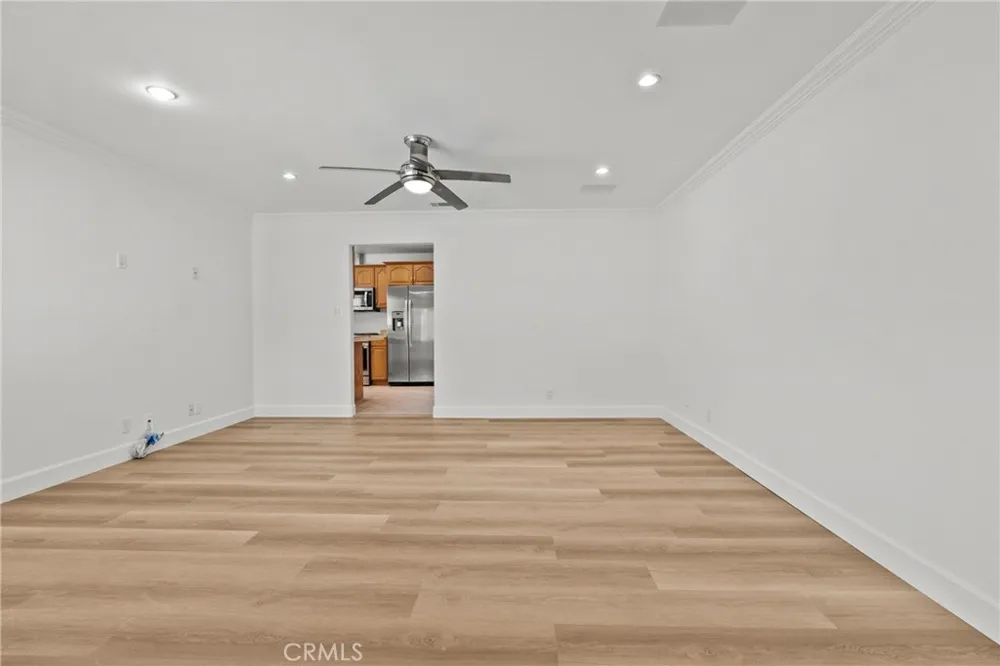 5110 Petit Encino, CA 91436