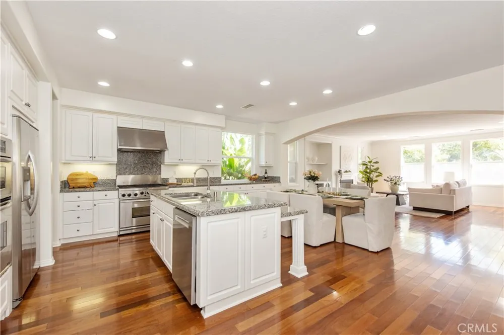 36 Trailing Ivy Irvine, CA 92620