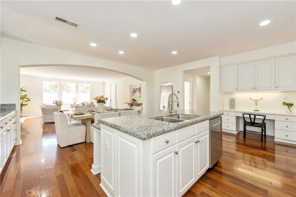 36 Trailing Ivy Irvine, CA 92620