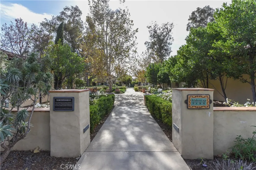 36 Trailing Ivy Irvine, CA 92620