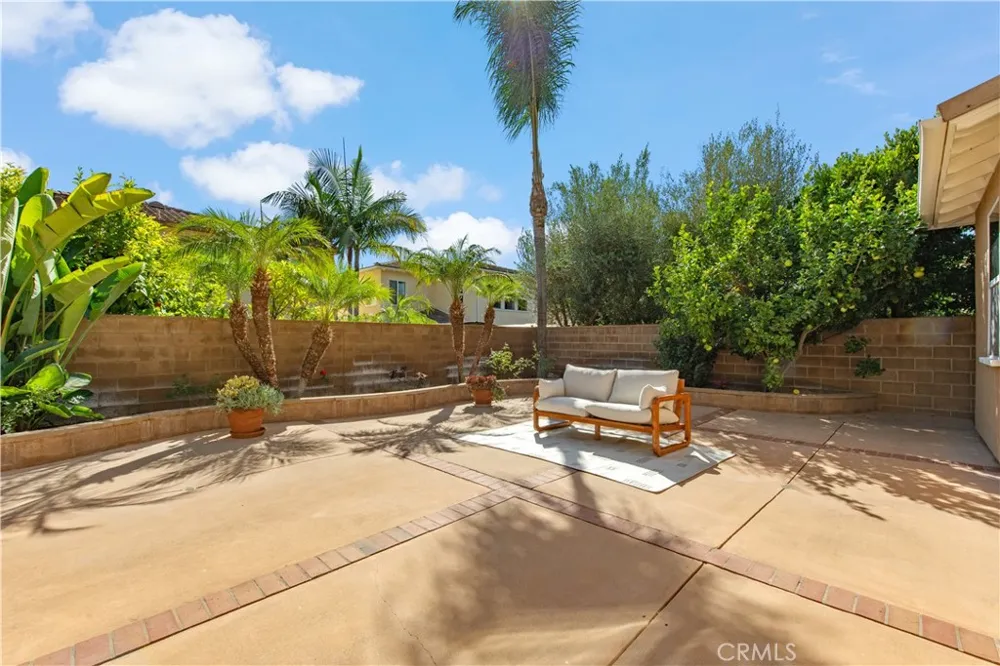 36 Trailing Ivy Irvine, CA 92620