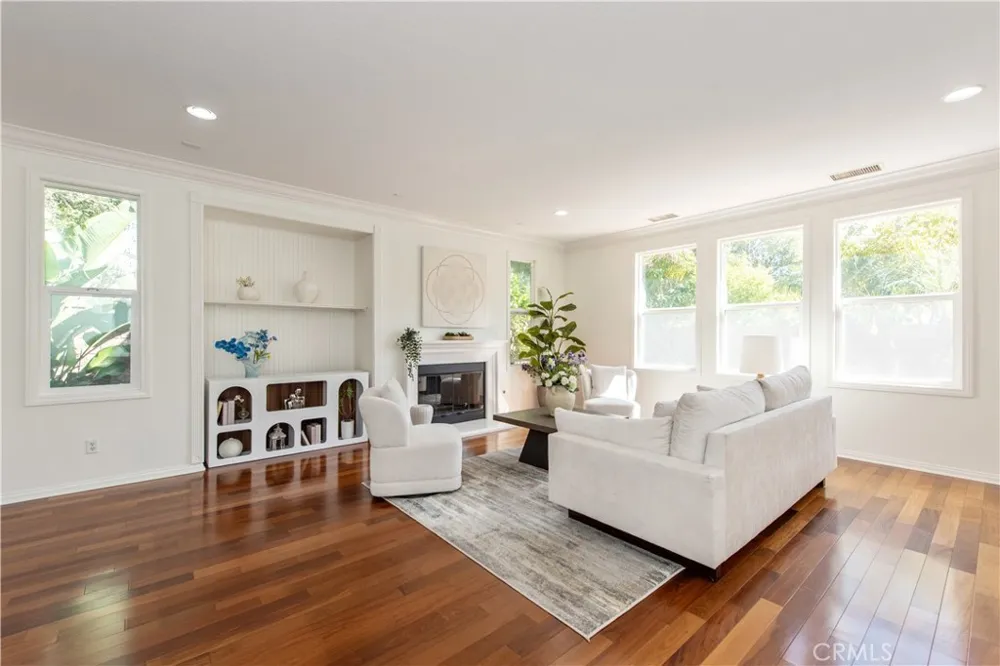 36 Trailing Ivy Irvine, CA 92620