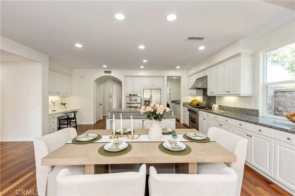 36 Trailing Ivy Irvine, CA 92620