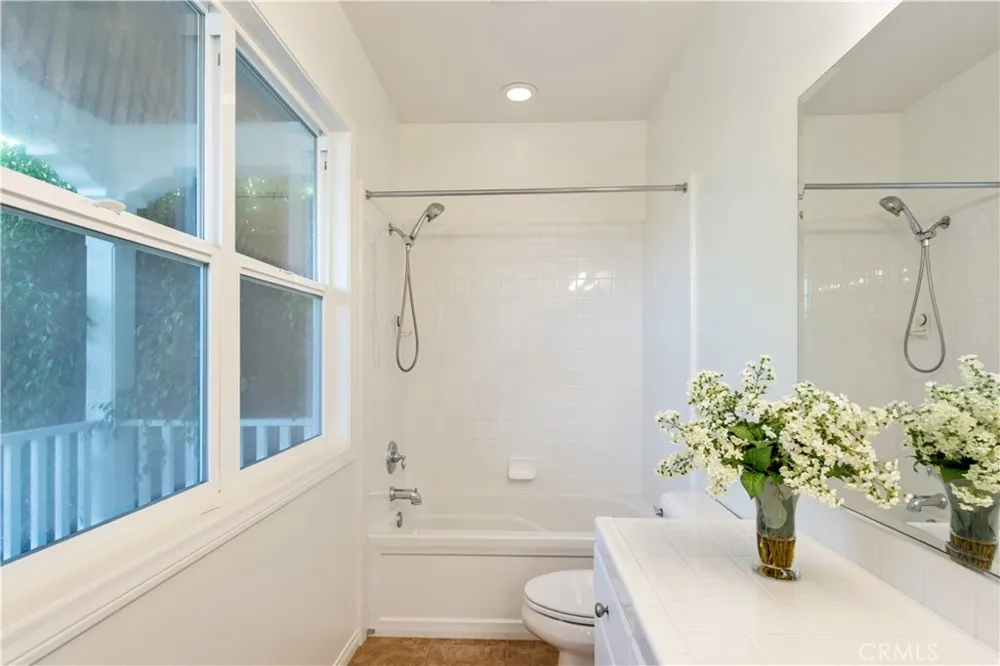 36 Trailing Ivy Irvine, CA 92620