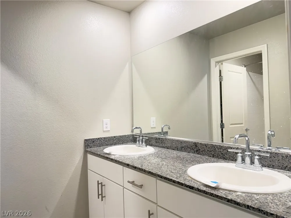 3807 Andorian Avenue North Las Vegas, NV 89084