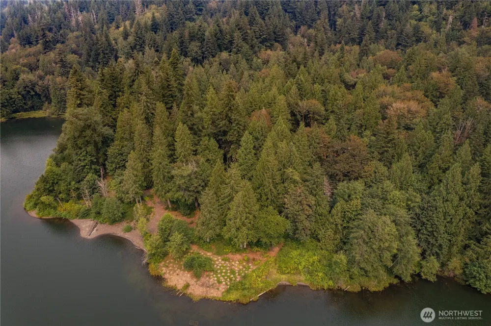 9267 Upper Frost Creek Road Maple Falls, WA 98266