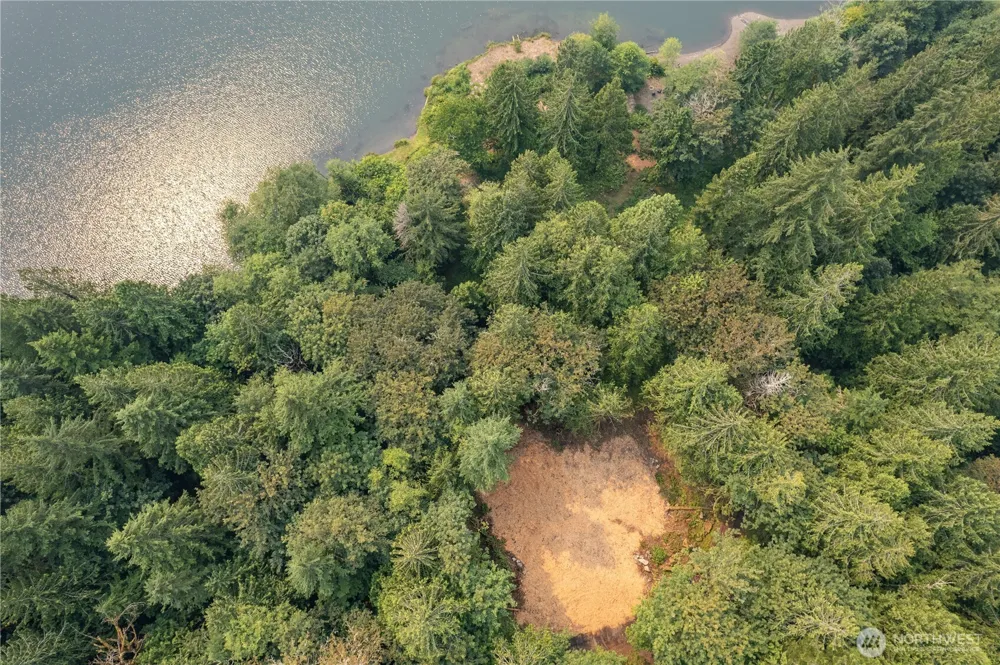 9267 Upper Frost Creek Road Maple Falls, WA 98266