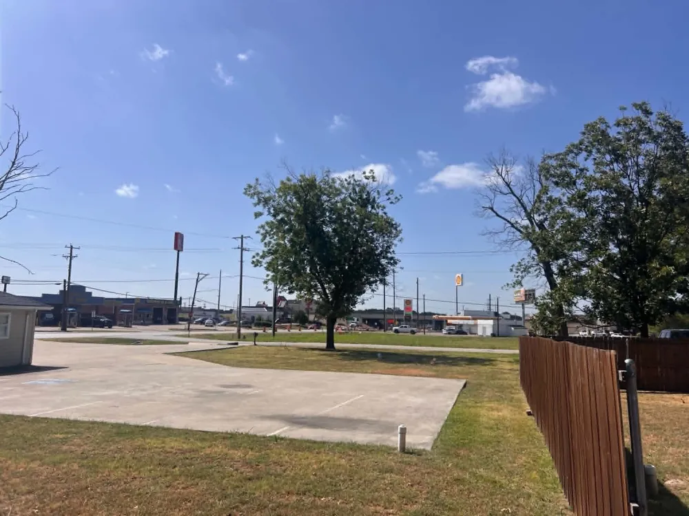 509 S Elm Street Royse City, TX 75189