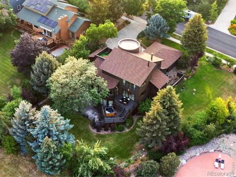 6686 Fairways Drive