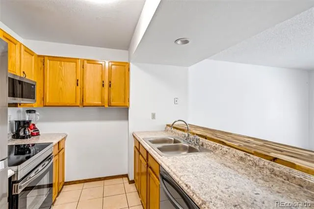 4323 Hunting Meadows Circle #5 Colorado Springs, CO 80916