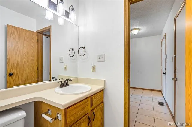 4323 Hunting Meadows Circle #5 Colorado Springs, CO 80916