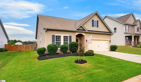 380 Meadowpark Lane