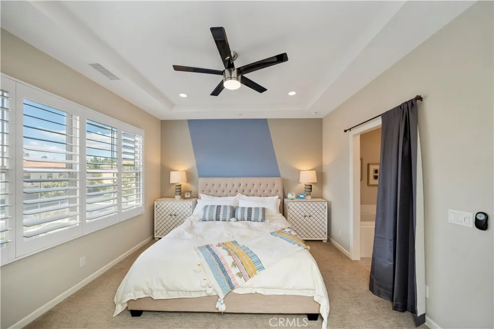 56 Jade Flower Irvine, CA 92620