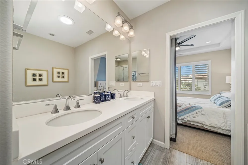56 Jade Flower Irvine, CA 92620