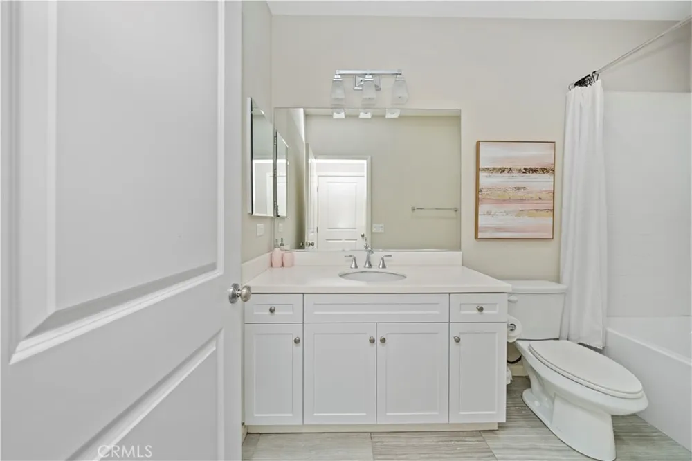 56 Jade Flower Irvine, CA 92620