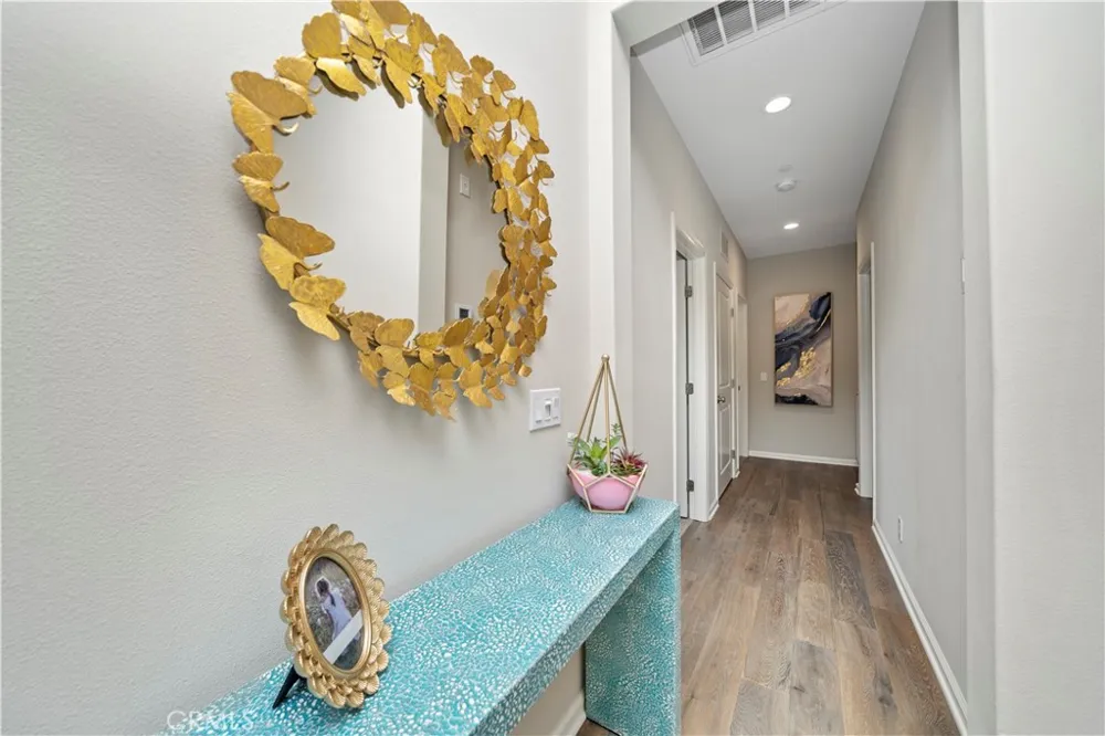 56 Jade Flower Irvine, CA 92620
