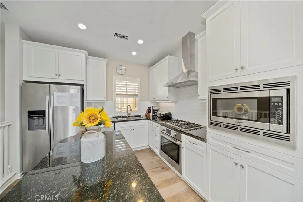 56 Jade Flower Irvine, CA 92620