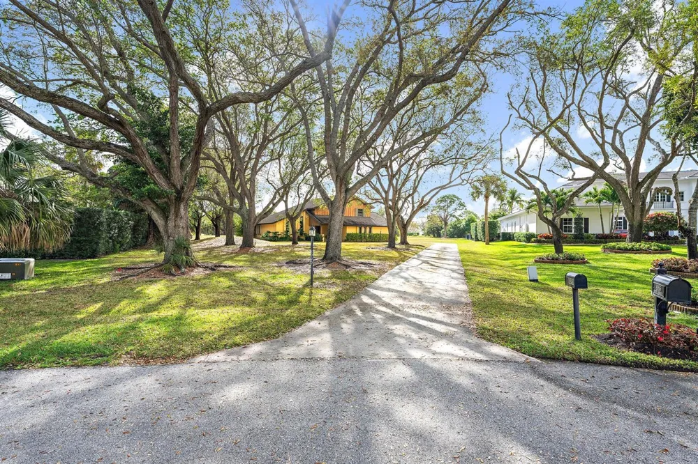 8090 Native Dancer Road E Palm Beach Gardens, FL 33418