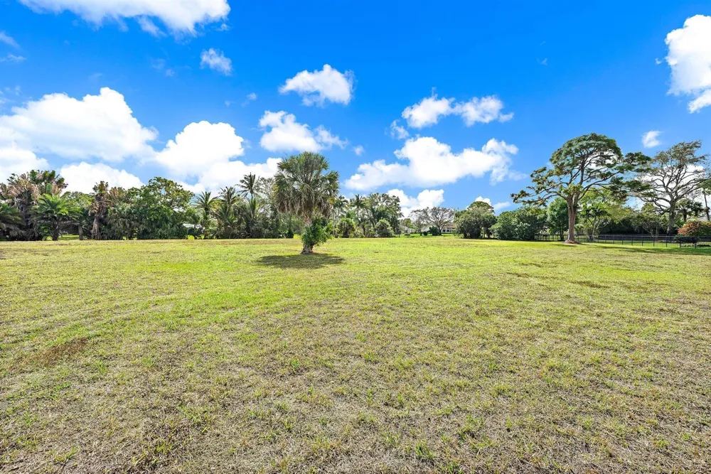 8090 Native Dancer Road E Palm Beach Gardens, FL 33418