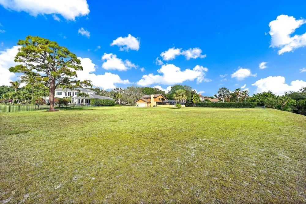 8090 Native Dancer Road E Palm Beach Gardens, FL 33418