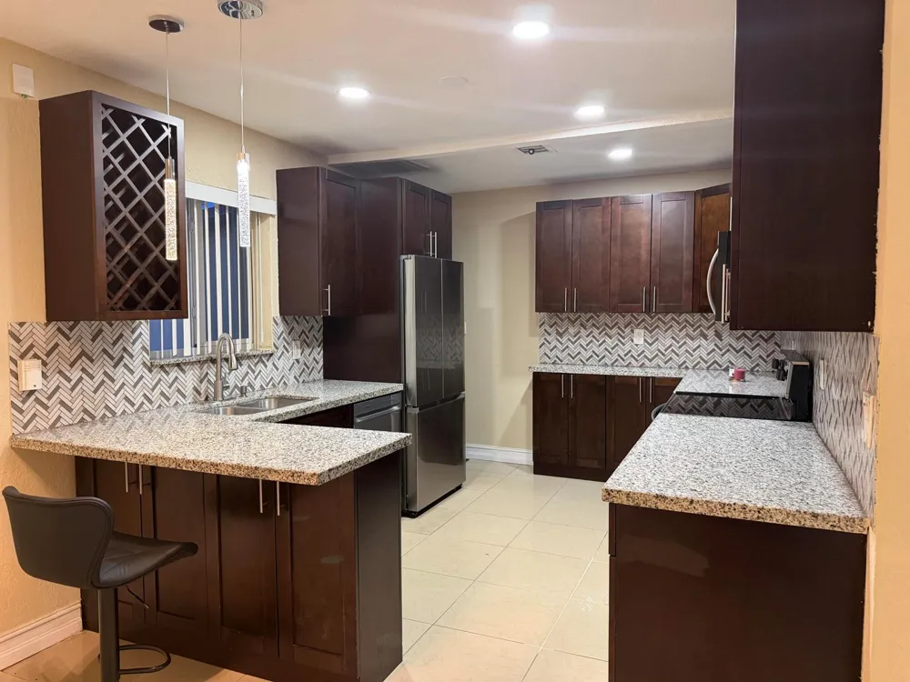 4011 SW 28TH STREET West Park, FL 33023
