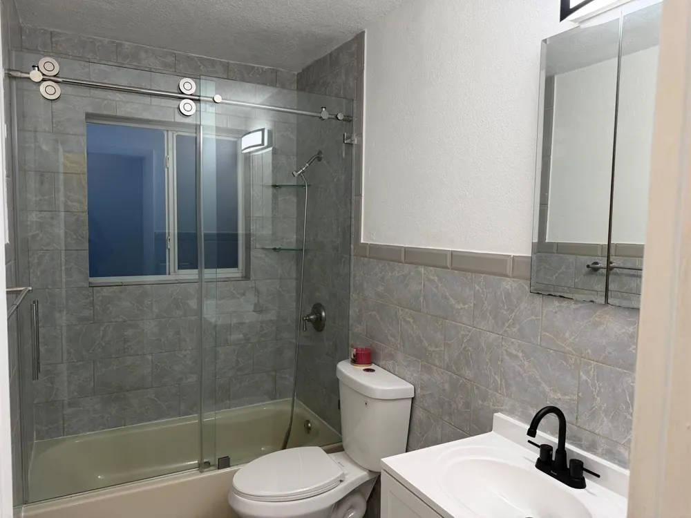 4011 SW 28TH STREET West Park, FL 33023