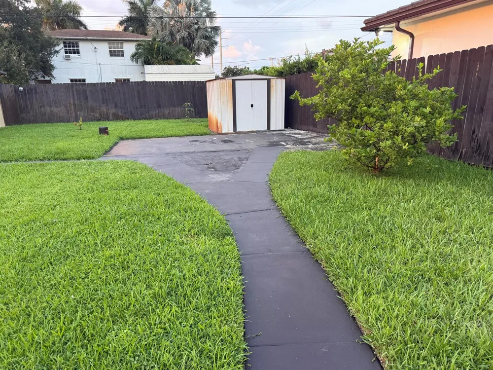 4011 SW 28TH STREET West Park, FL 33023