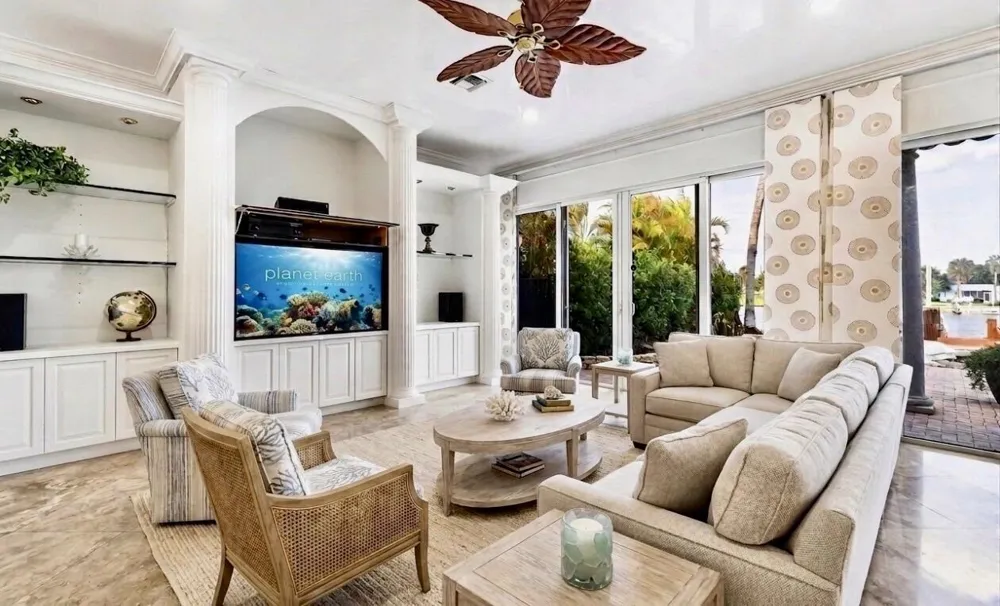 712 SANDY POINT LANE North Palm Beach, FL 33410
