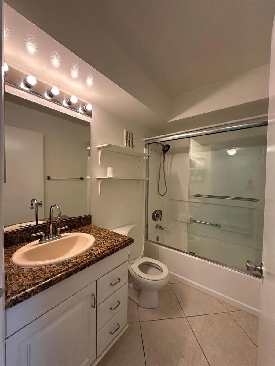 815 W BOYNTON BEACH BOULEVARD #16-104 Boynton Beach, FL 33426