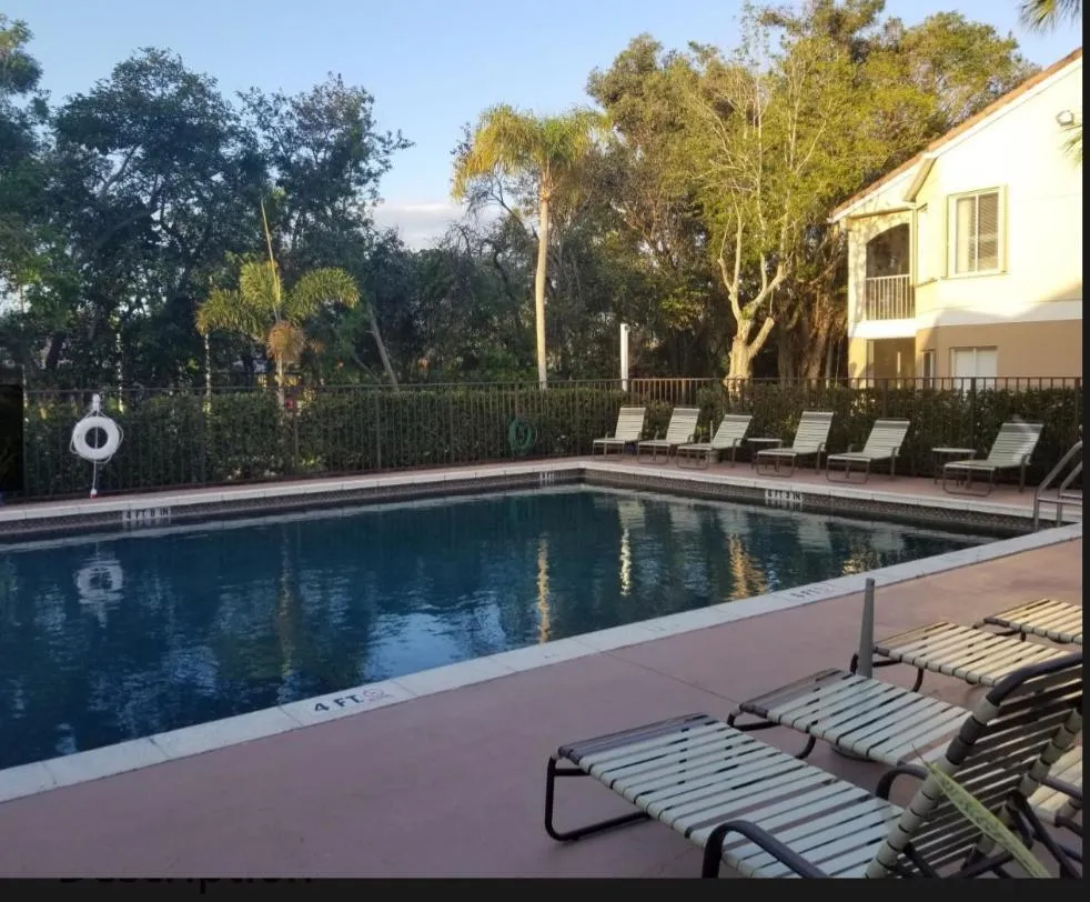 815 W BOYNTON BEACH BOULEVARD #16-104 Boynton Beach, FL 33426