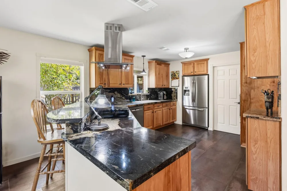 1202 Forest Cove Drive Kingwood, TX 77339
