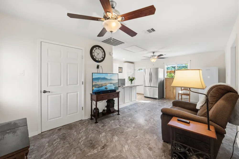 1202 Forest Cove Drive Kingwood, TX 77339