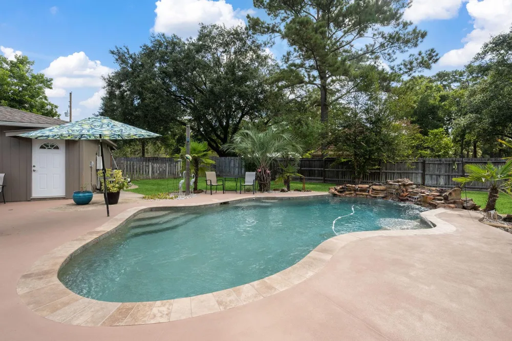 1202 Forest Cove Drive Kingwood, TX 77339