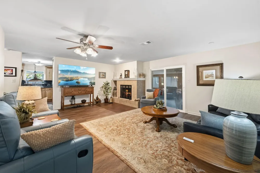 1202 Forest Cove Drive Kingwood, TX 77339