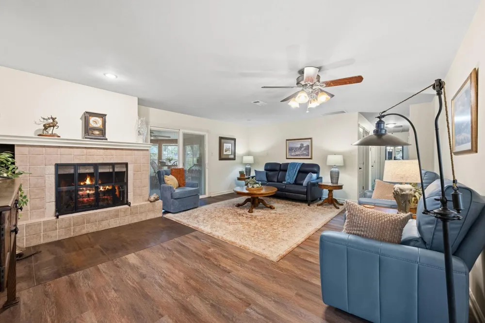 1202 Forest Cove Drive Kingwood, TX 77339
