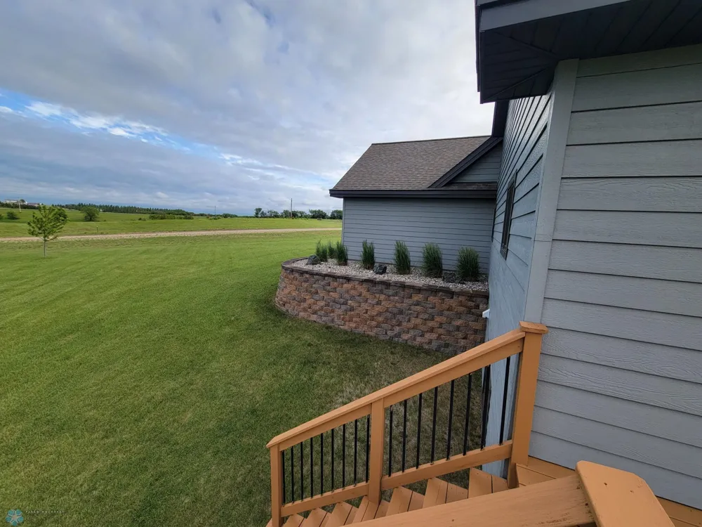 11003 Eagles Nest Court Audubon, MN 56511