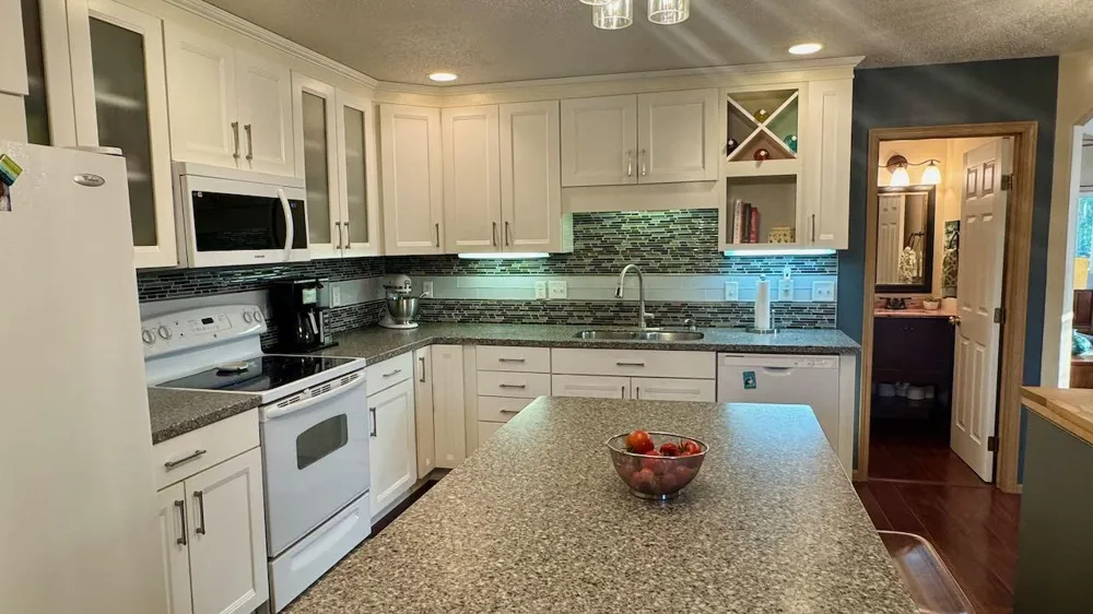 841 12th Avenue W West Fargo, ND 58078