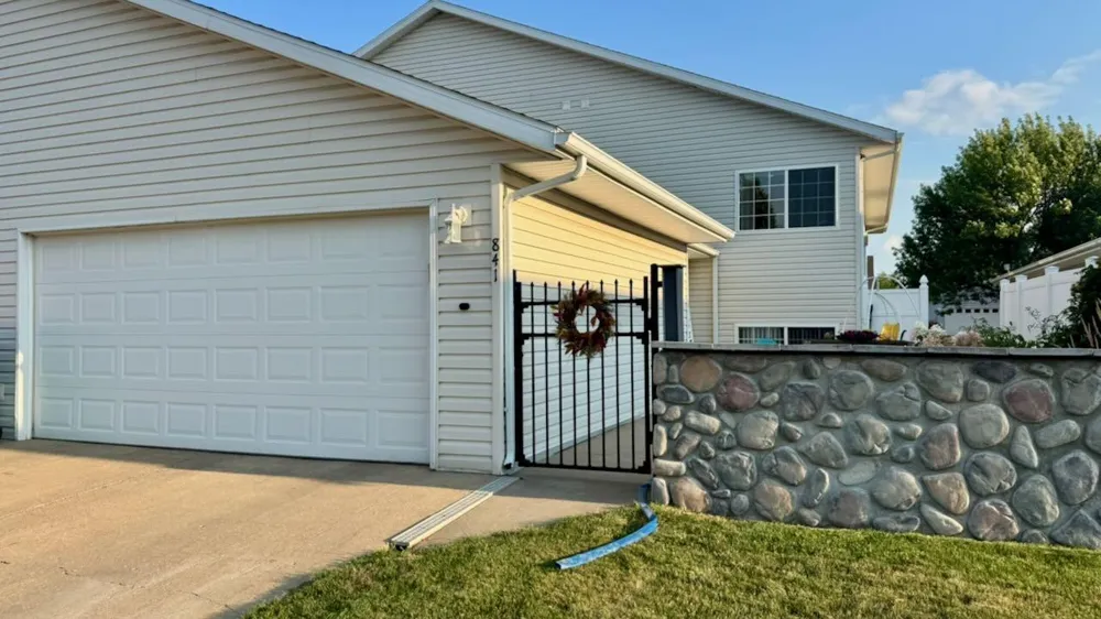 841 12th Avenue W West Fargo, ND 58078