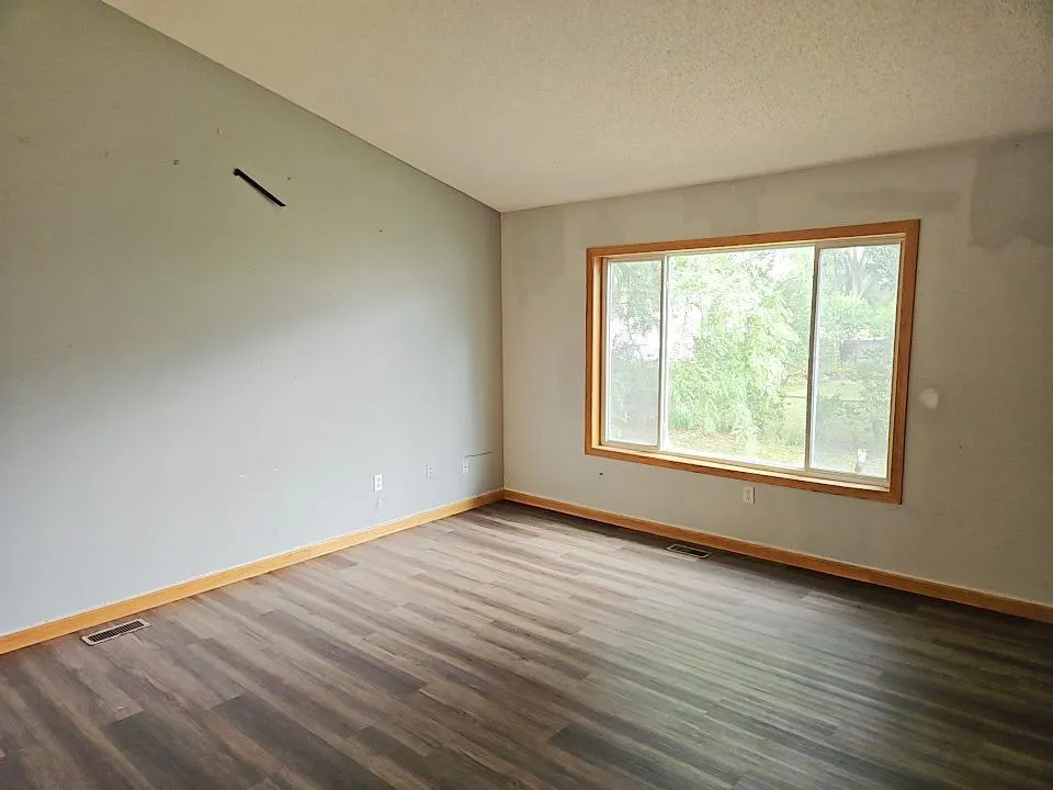 388 107th Lane NW Coon Rapids, MN 55448