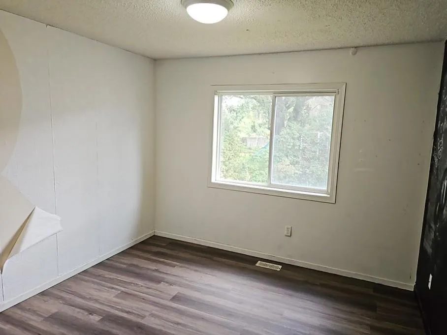 388 107th Lane NW Coon Rapids, MN 55448