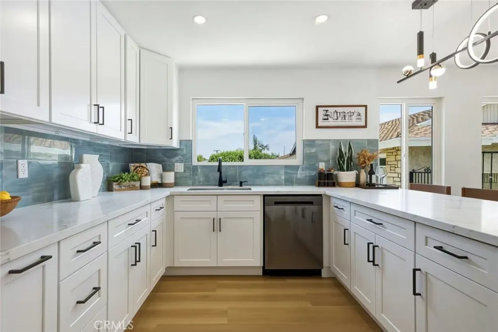 1356 Old Canyon Hacienda Heights, CA 91745