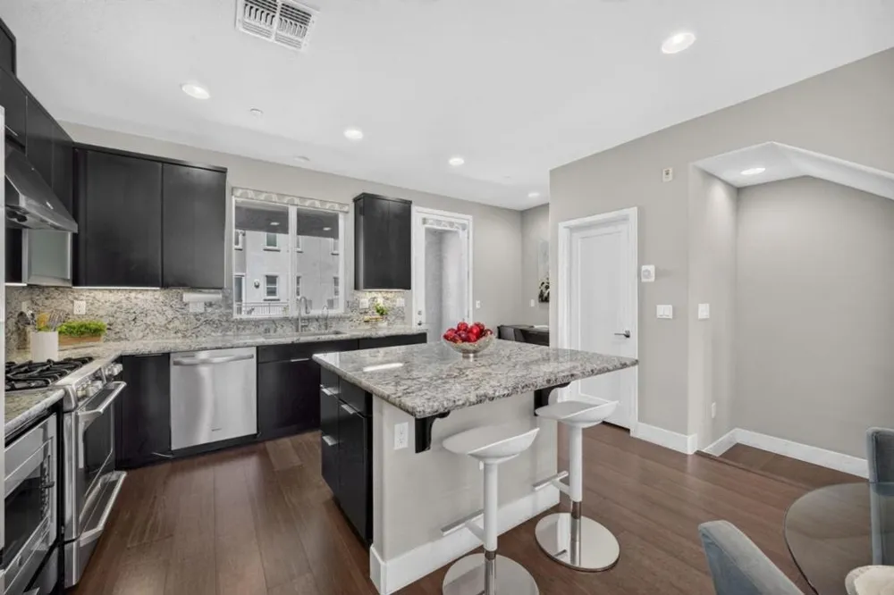 6018 Charlotte Drive San Jose, CA 95123