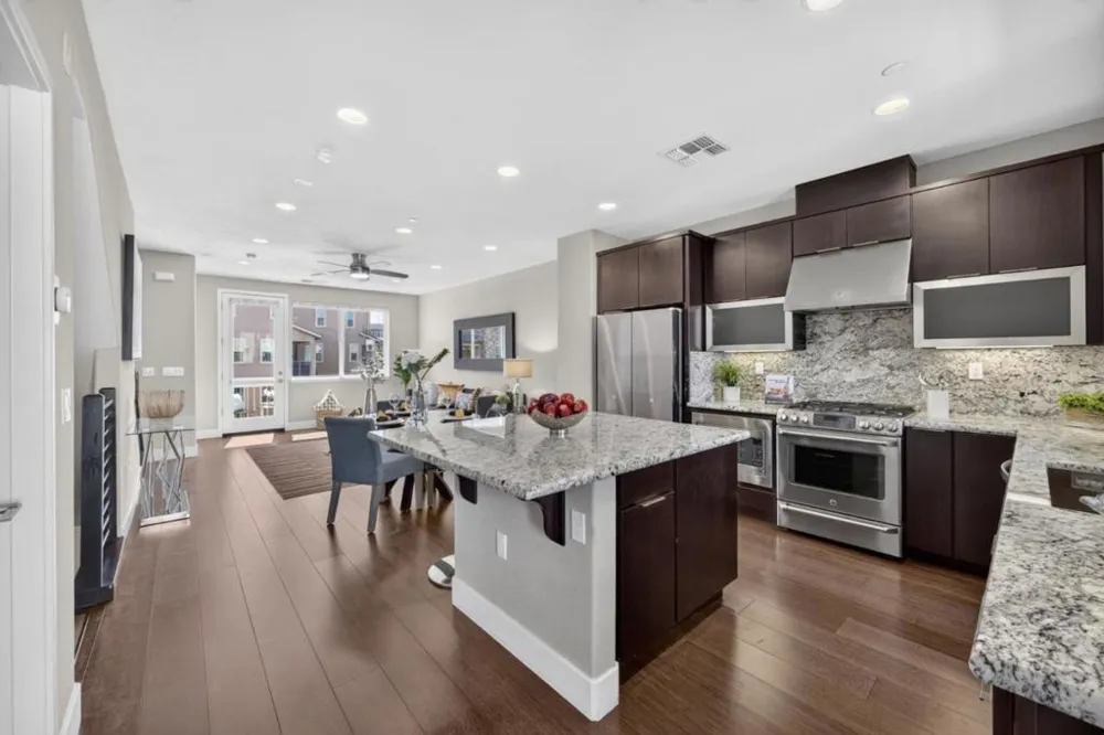 6018 Charlotte Drive San Jose, CA 95123
