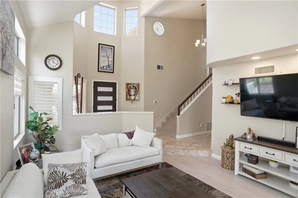 25550 Longfellow Place Stevenson Ranch, CA 91381