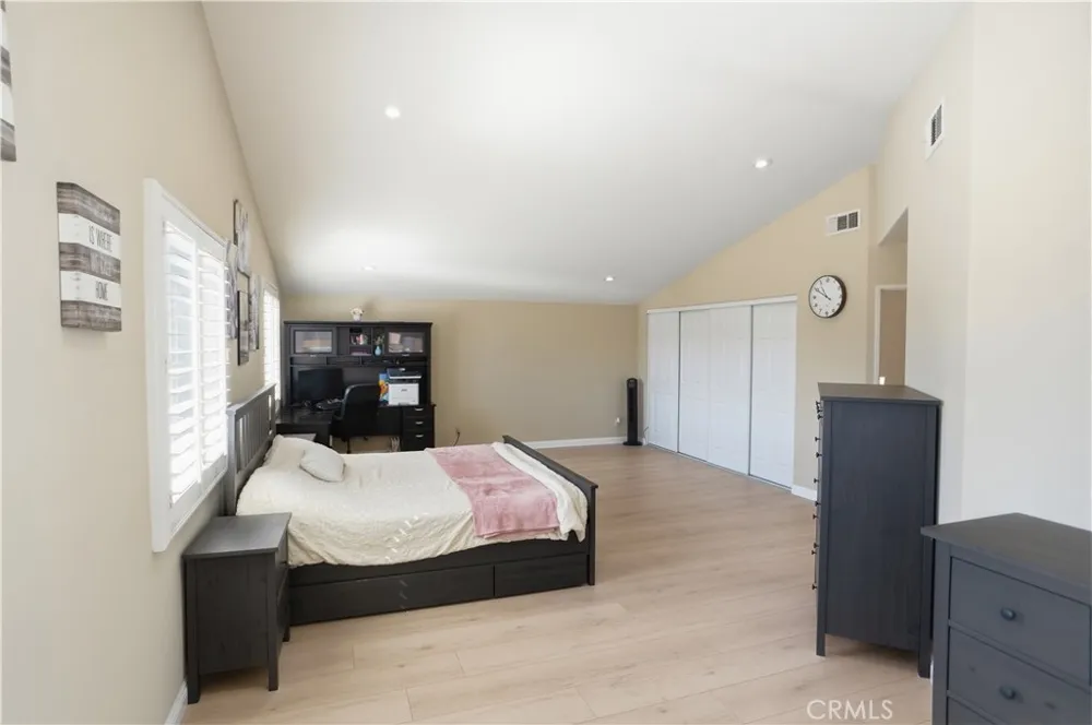 25550 Longfellow Place Stevenson Ranch, CA 91381