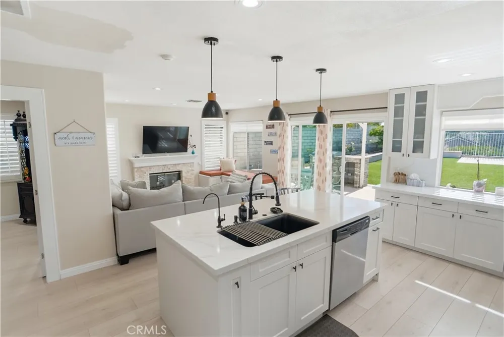 25550 Longfellow Place Stevenson Ranch, CA 91381
