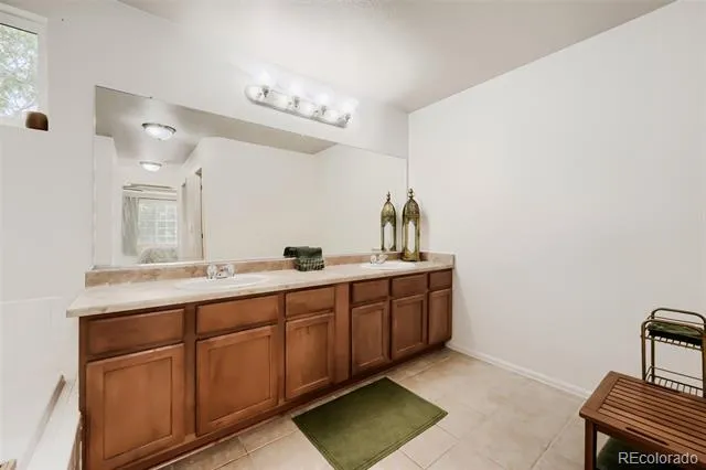 11385 Kearney Way Thornton, CO 80233