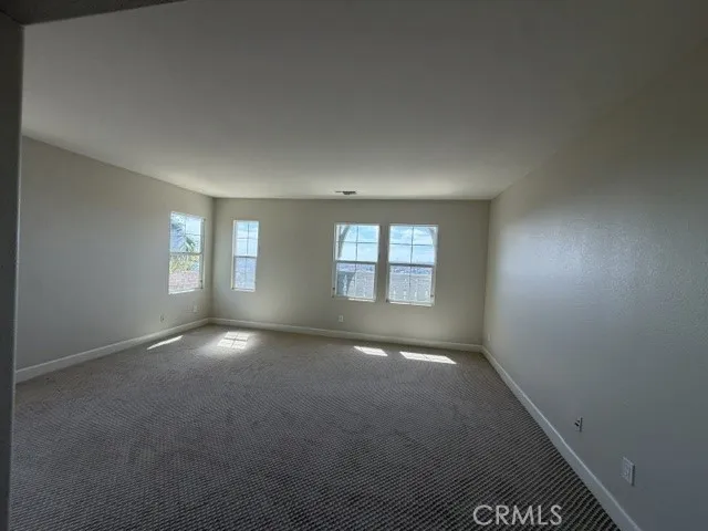 6887 Amber Lane Carlsbad, CA 92009